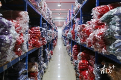 春節(jié)不停機(jī) 我在普寧開工廠，仗著鞋帽走天下